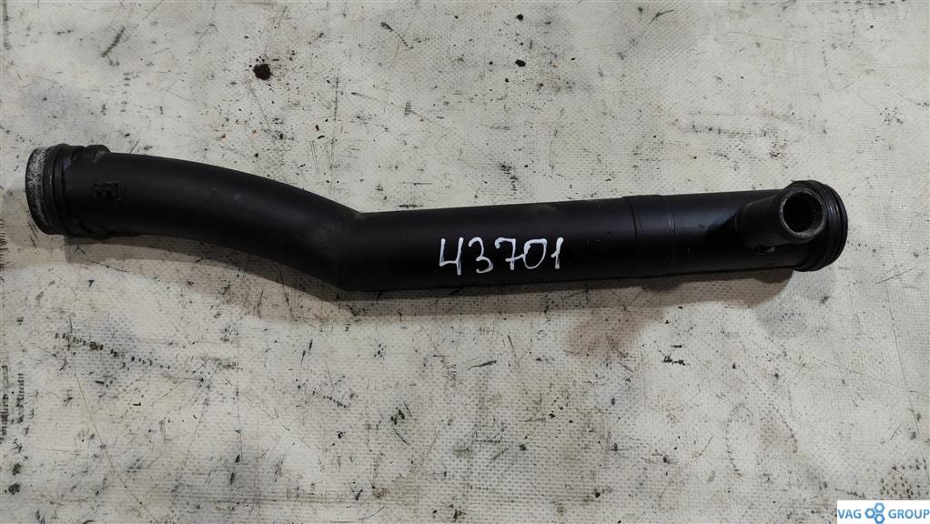 патрубок (трубопровод, шланг) Volkswagen Golf 6 поколение 2010, 1.2 л., TSI, бензин, хетчбэк 5 дв., 03F121065A, CBZA, CBZB, . - фото №1