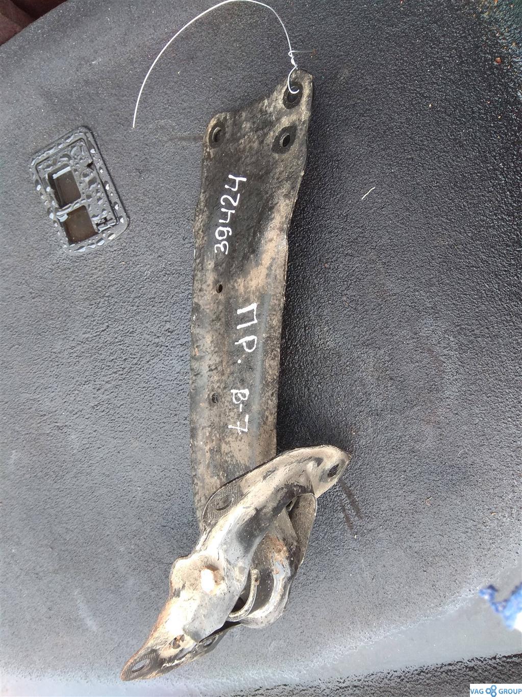 рычаг задний правый Volkswagen Passat B7 2011, 2.0 л., TDi, дизель, универсал, 3C0505226B, . - фото №1