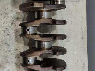 коленвал Volkswagen Passat B6 2006, 2.0 л., бензин, седан, BVZ, BVY, BPY, BLR, BLX, BLY, 06A105021AR, BVX, AXX, BWA, .