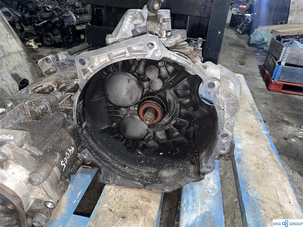 КПП механическая (МКПП) Audi A3 8L 1999, 1.8 л., бензин, хетчбэк 5 дв., APX, DQB, BAM, . - фото №1