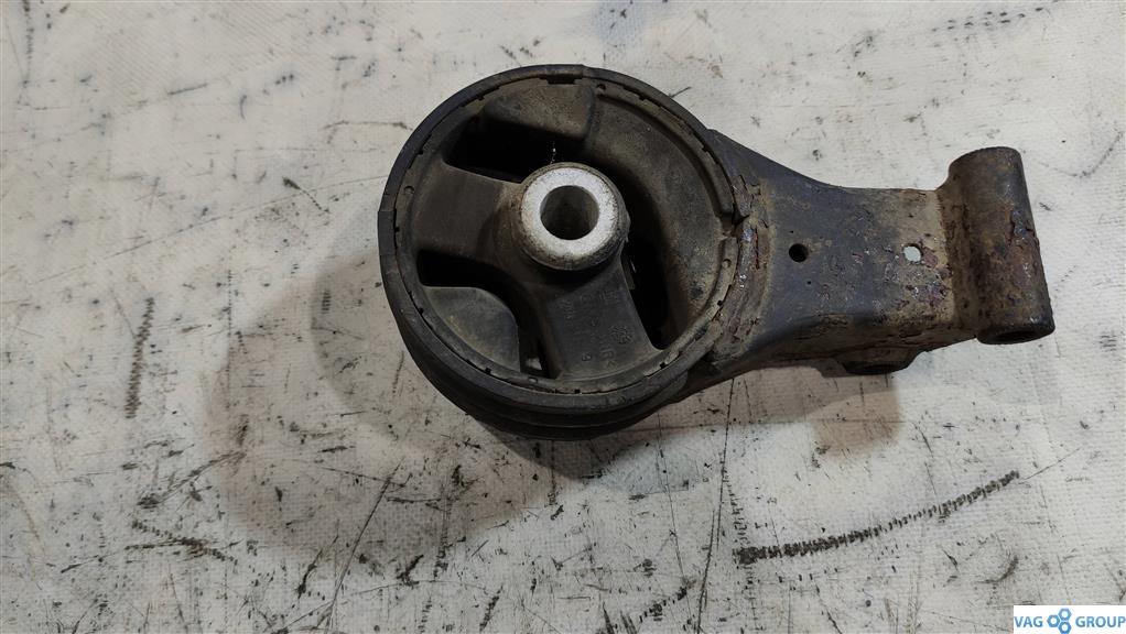 подушка крепления КПП Opel Vectra C 2003, 2.2 л., бензин, седан, Z22YH, 2103119, . - фото №1