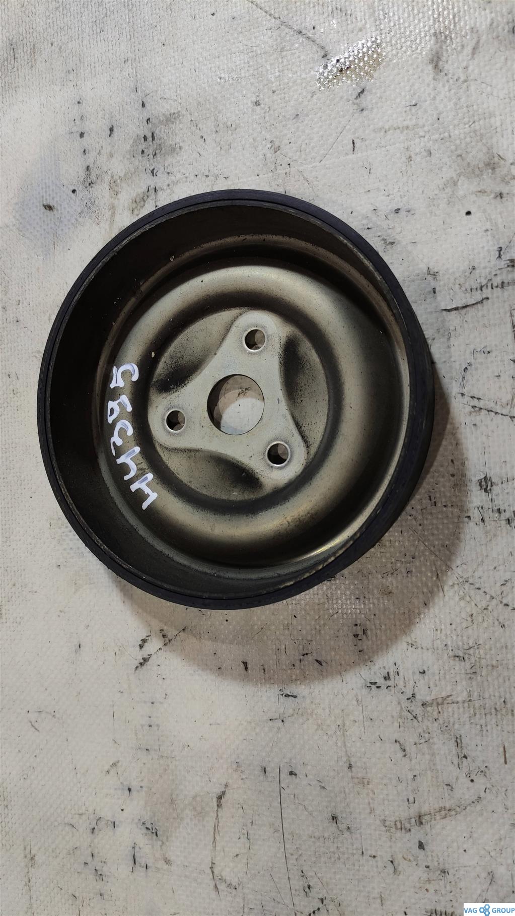 шкив помпы Peugeot 5008 1 поколение 2012, 1.6 л., бензин, минивэн, V75459588005, EP65F0, . - фото №1