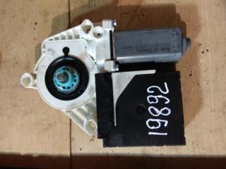 моторчик стеклоподъемника передний левый Volkswagen Jetta 5 поколение 2006, 2.0 л., TDi, дизель, седан, 1K5837402H, .