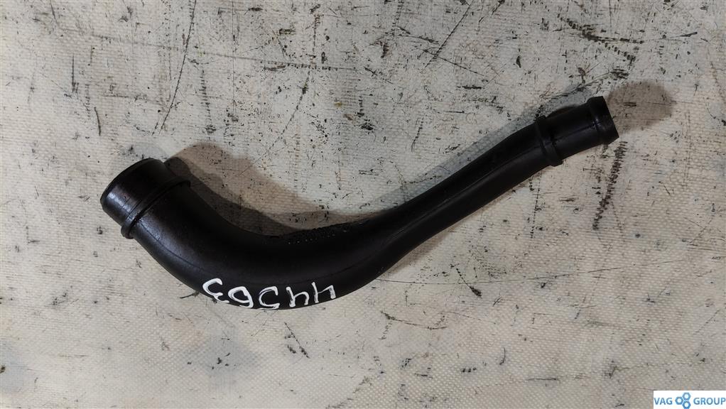 патрубок (трубопровод, шланг) Audi A3 8L 1999, 1.8 л., бензин, хетчбэк 5 дв., AUM, 06A103213, AGU, AUQ, ARX, . - фото №1
