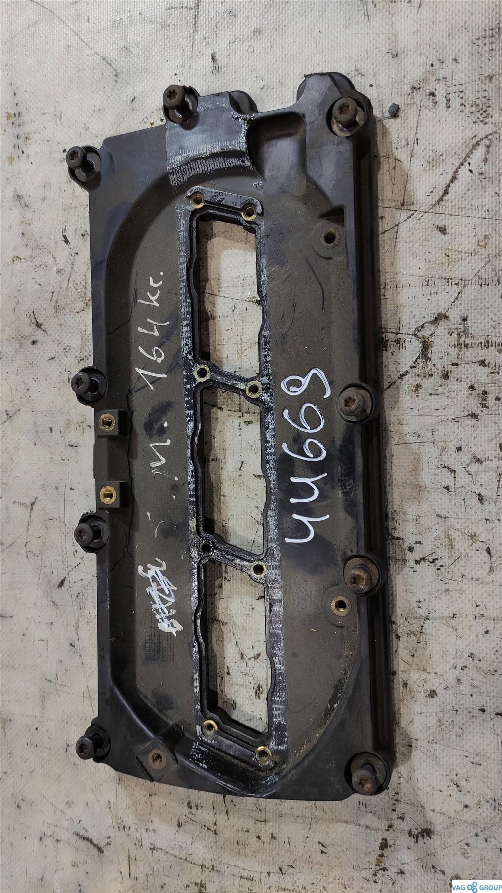 клапанная крышка Audi A6 4G/C7 2013, 3.0 л., TDi, дизель, седан, 059103470R, . - фото №1