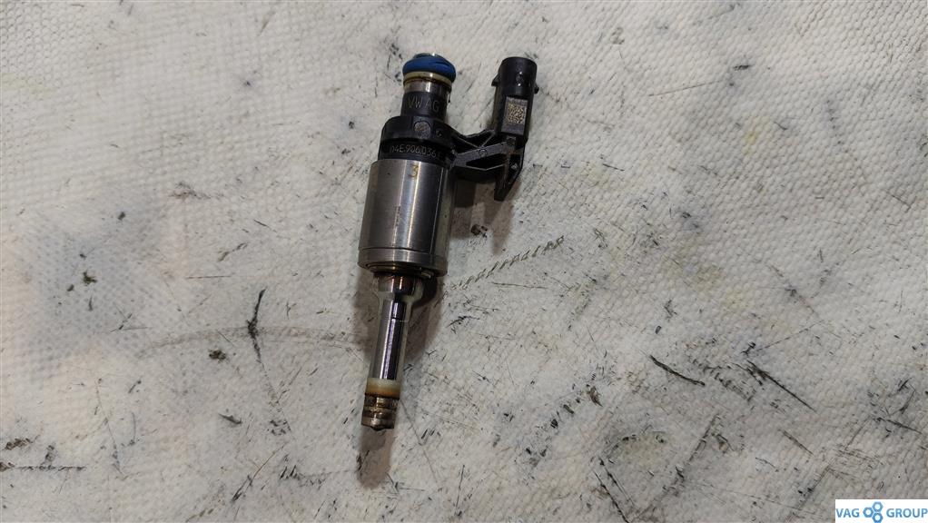 форсунка Volkswagen Passat B7 2013, 1.4 л., TSI, бензин, седан, CHP, 04E906036E, CZDA, CZEA, CPWA, CHPB, CZDB, . - фото №1