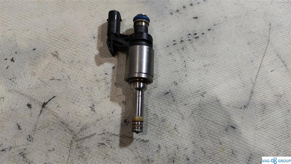 форсунка Volkswagen Passat B7 2013, 1.4 л., TSI, бензин, седан, CHP, 04E906036E, CZDA, CZEA, CPWA, CHPB, CZDB, . - фото №1