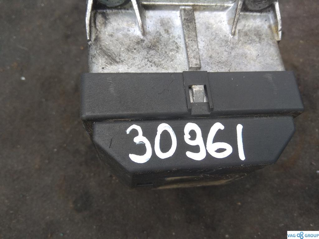 подогреватель охлаждающей жидкости Mercedes-Benz C-Класс W203/S203/CL203 2002, 2.2 л., CDi, дизель, седан, A0001591904, 611.962, . - фото №1