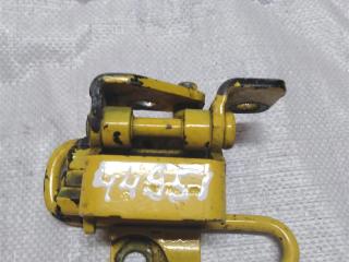 петля двери Volkswagen Golf 5 поколение 2007, 1.9 л., TDi, дизель, хетчбэк 5 дв., 1K0831412M, 1K0831412Q, 1K0831412K, 1K0831412P, .