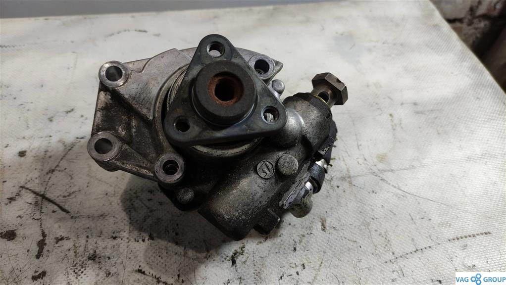 насос гидроусилителя руля Audi A6 4F/C6 2006, 3.2 л., бензин, седан, AUK, BDW, BPJ, 4F0145155C, BDX, CAJ, . - фото №1