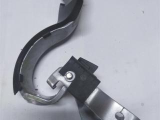 петля крышки багажника Audi A6 4F/C6 2006, 2.0 л., бензин, универсал, 4F9827299D, .