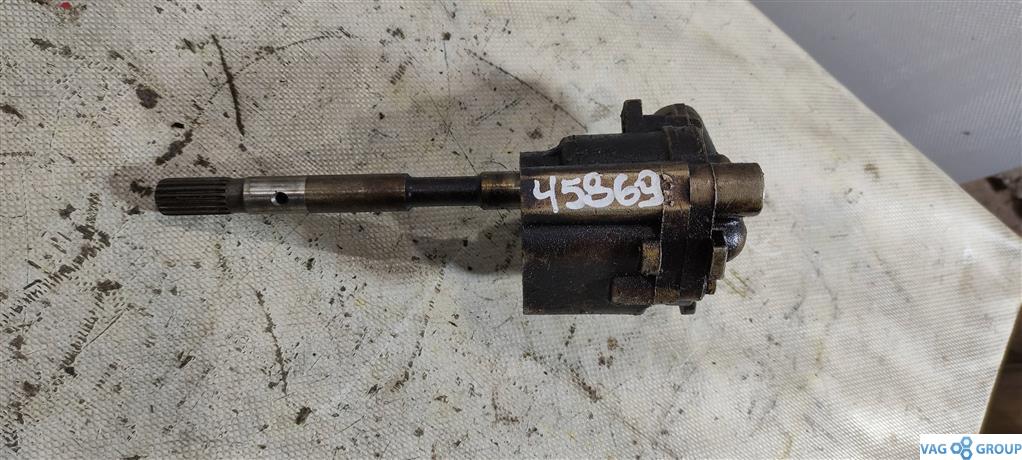 насос масляный Volkswagen Passat B5 1998, 1.8 л., бензин, седан, AFN, AWT, ANB, APU, AJP, AEB, 058115153A, AFY., AVG, AJL, ARK, ARH, AQE, AJN, . - фото №1