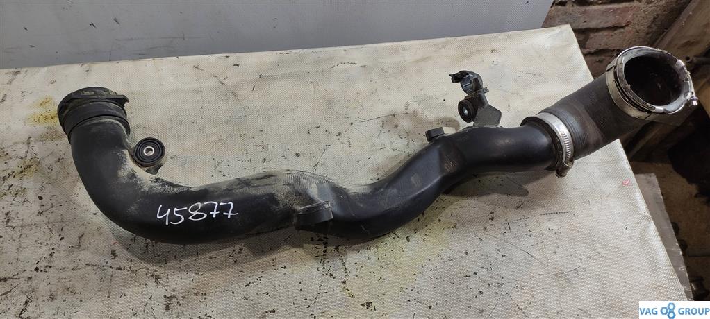 патрубок интеркулера Volkswagen Passat B6 2009, 1.4 л., TSI, бензин, седан, 1K0145762BL, 1K0145770AK, 1K0145770R, CDGA, CTHD - фото №1