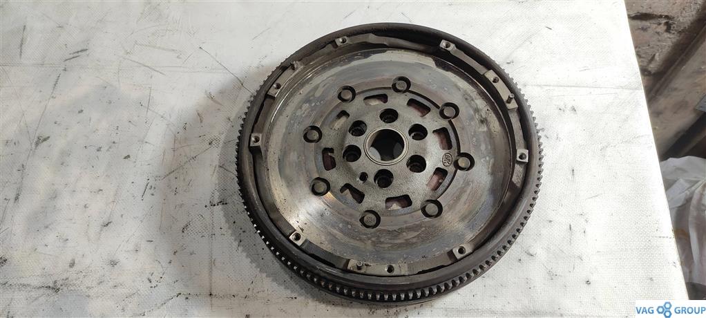 маховик Volkswagen Transporter T5 2006, 1.9 л., TDi, дизель, фургон, BRR, 03L145264A, . - фото №1