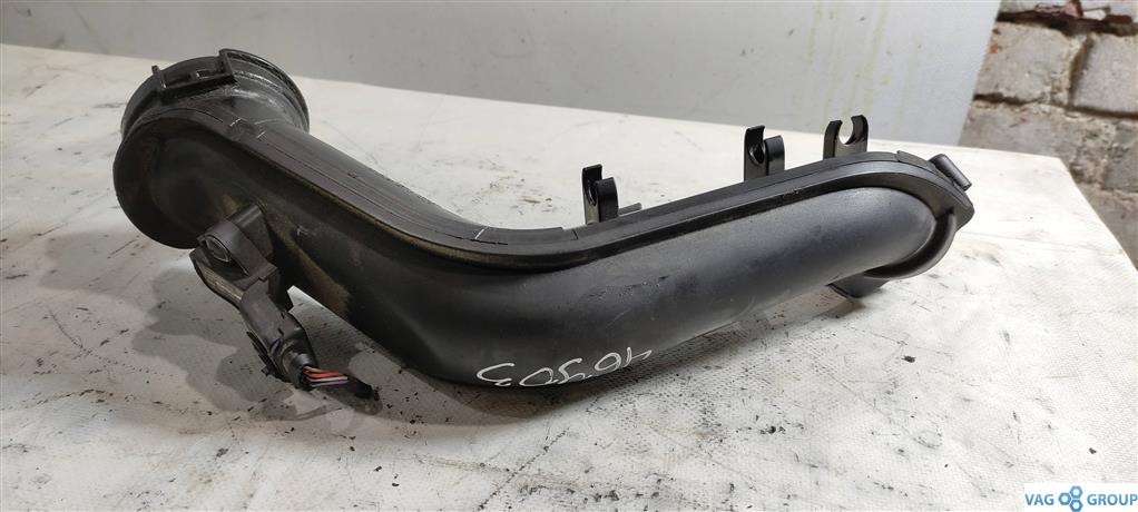 патрубок (трубопровод, шланг) Volkswagen Passat B7 2013, 1.4 л., TSI, бензин, седан, 03C145673H, 03C145673N, CTHD, CAVD, CNWA, CTKA - фото №1