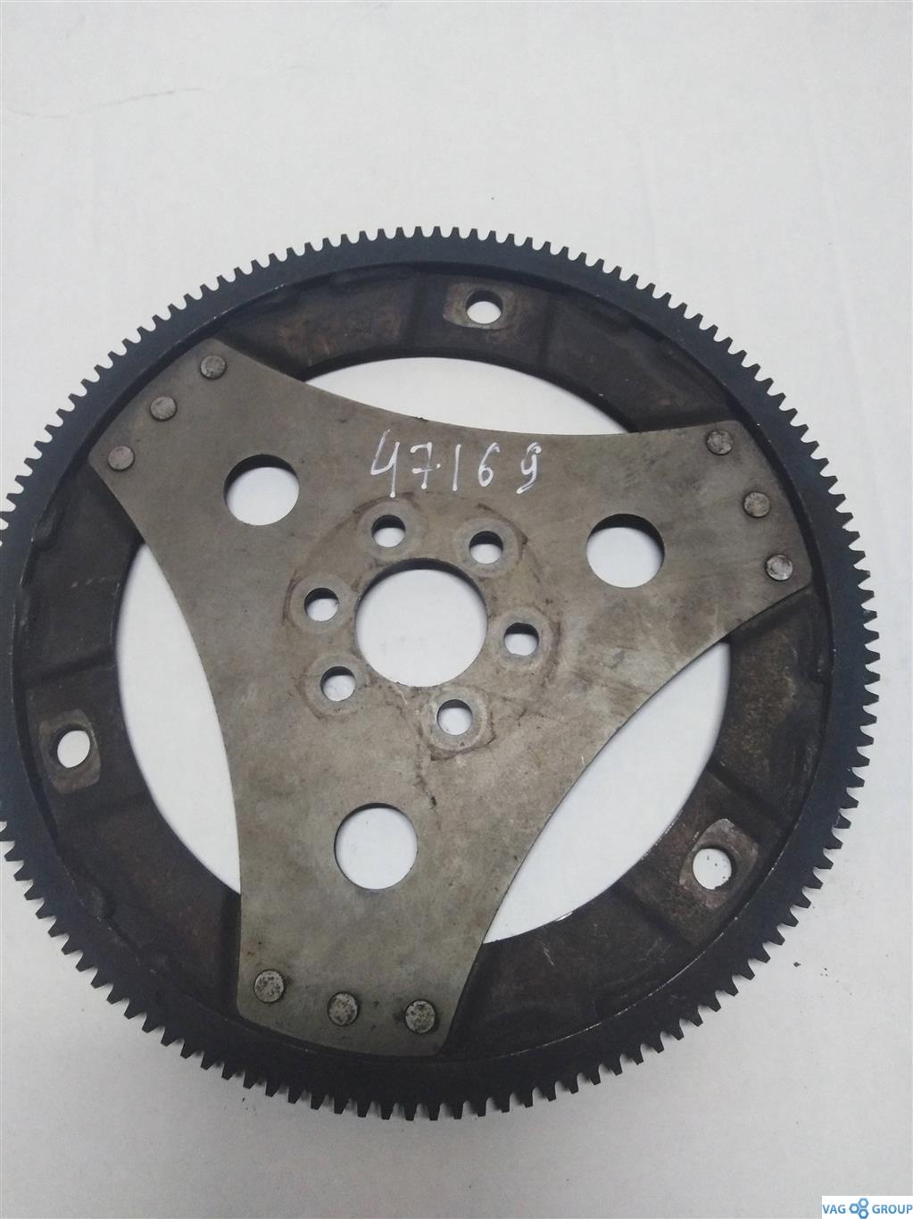 маховик Audi A4 B6 2000, 1.8 л., бензин, седан, 058323D, KVT, 058105323D, S.110 - фото №1