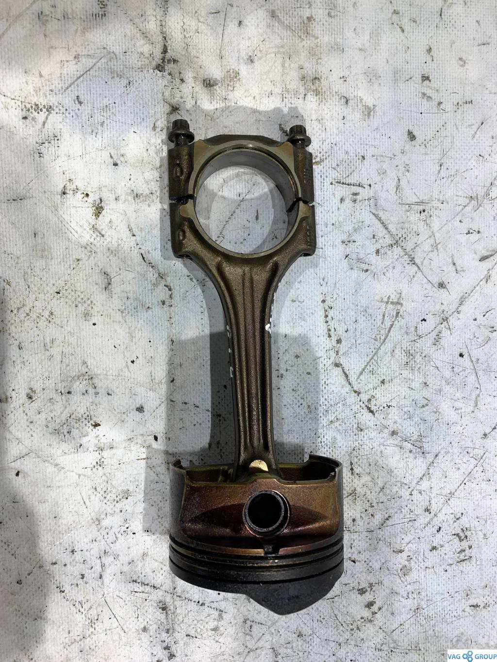 поршень Volkswagen Passat B6 2007, 2.0 л., бензин, АКПП, BVZ, BVY, BLR, BLX, BLY, BVX - фото №1