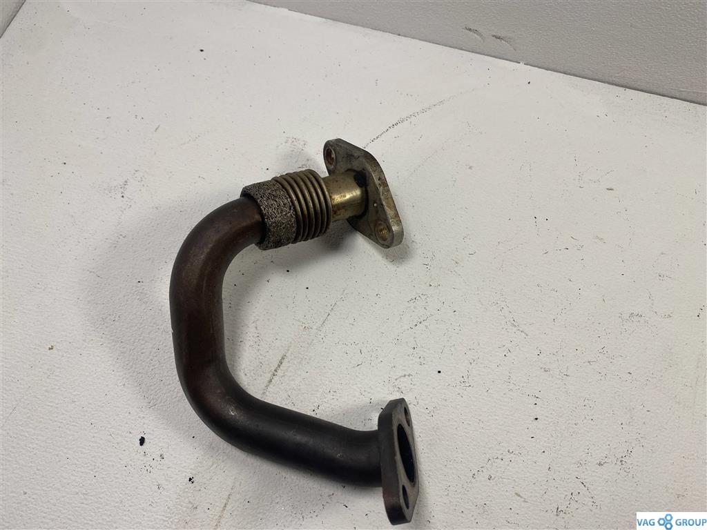 трубка системы рециркуляции EGR Volkswagen Passat B6 2007, 1.9 л., TDi, дизель, седан, BMP, BLS, 03G131521R, BMM, BMN, BSU, BVB, CHW, . - фото №1