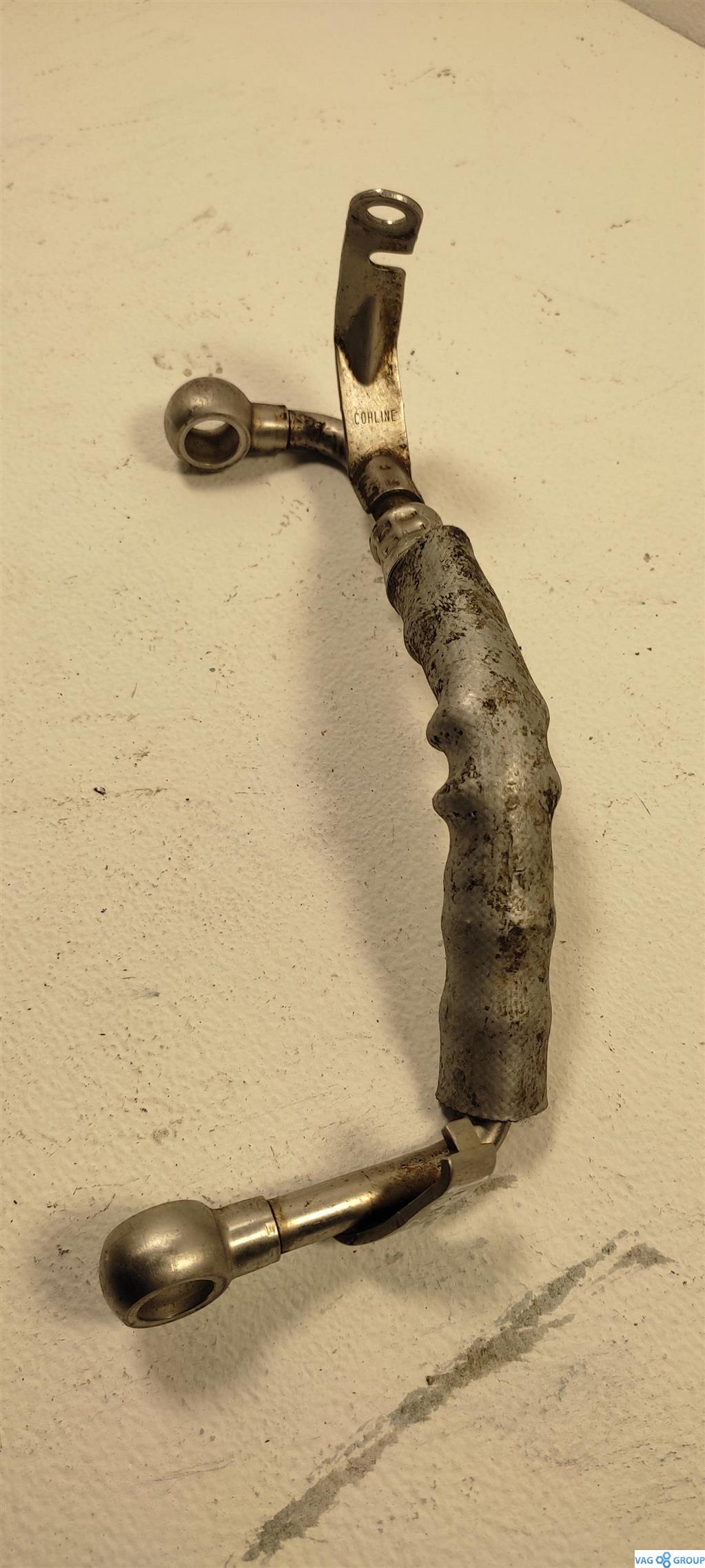 трубка охлаждающей жидкости Volkswagen Passat B6 2007, 2.0 л., бензин, седан, BPY, 06F121497G, AXX, BWA, CDL, BZC, BYD, CRZ, BHZ, CDM, BWJ, . - фото №1