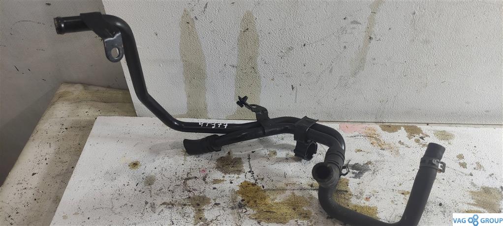 трубка охлаждающей жидкости Volkswagen Passat B6 2009, 1.4 л., TSI, бензин, седан, 03C121070L, CAXA, CAXC, CMSA, . - фото №1