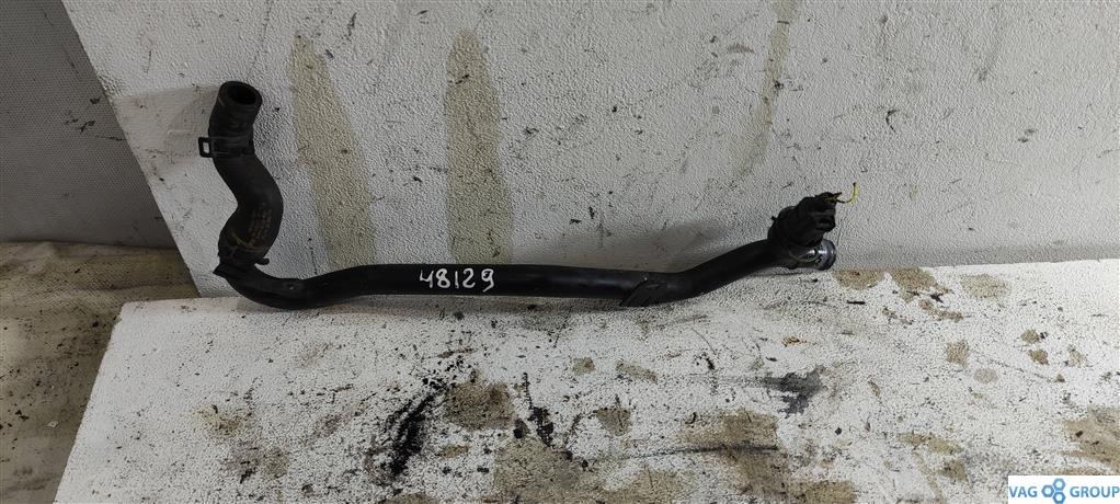 трубка охлаждающей жидкости Volkswagen Golf 6 поколение 2010, 2.0 л., TDi, дизель, хетчбэк 5 дв., 5N0121065, CFFA, CFFB, CFGB, CAYC, CLLA, CFGC, . - фото №1
