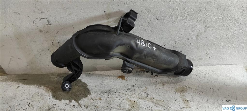 патрубок интеркулера Volkswagen Jetta 5 поколение 2006, 1.6 л., TDi, дизель, седан, 03G906051E, 1K0145770AE, CAY, CFF, . - фото №1