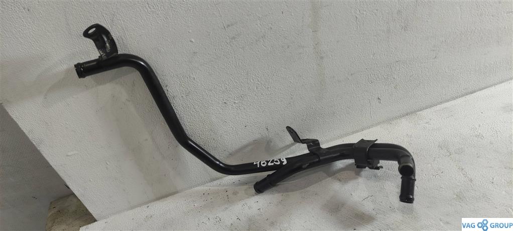 трубка охлаждающей жидкости Volkswagen Passat B6 2009, 1.4 л., TSI, бензин, седан, 03C121070L, CAXA, CAXC, CMSA, . - фото №1