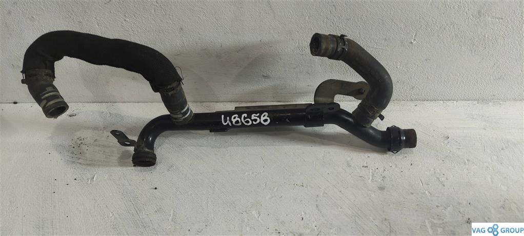 трубка охлаждающей жидкости Audi A4 B7 2006, 2.0 л., бензин, седан, 06D121111G, BPJ, BWE, 06D121065L, 06D121065J, BGB, BUL, BYK - фото №1