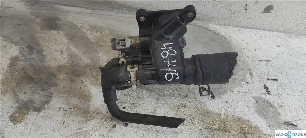 фланец (тройник) системы охлаждения Mazda 3 BK 2005, 2.0 л., бензин, седан, 4M5G9A500, LF941517Z, K5T46597, LF2.0 - фото №1