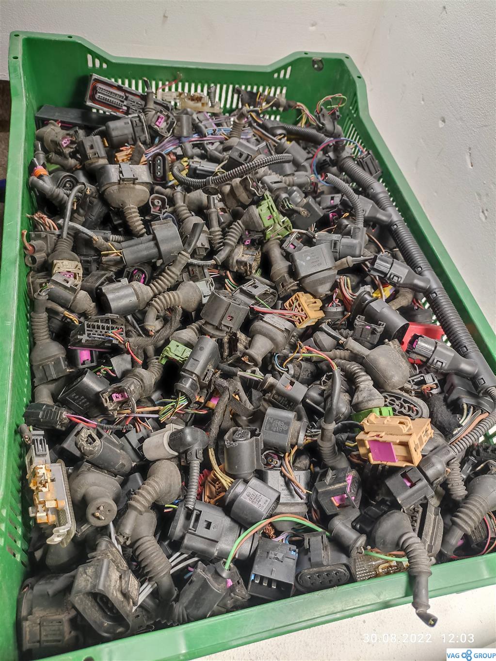 Разъем (фишка) проводки Volkswagen Golf 4 поколение 2001, хетчбэк 5 дв., AUDIVW, . - фото №1