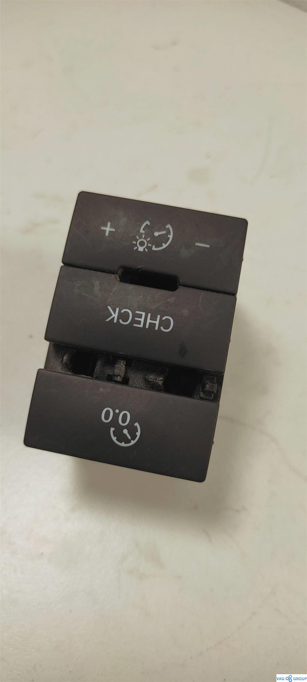 кнопка (выключатель) Audi A6 4F/C6 2006, 3.2 л., бензин, седан, 4F0927123, . - фото №1