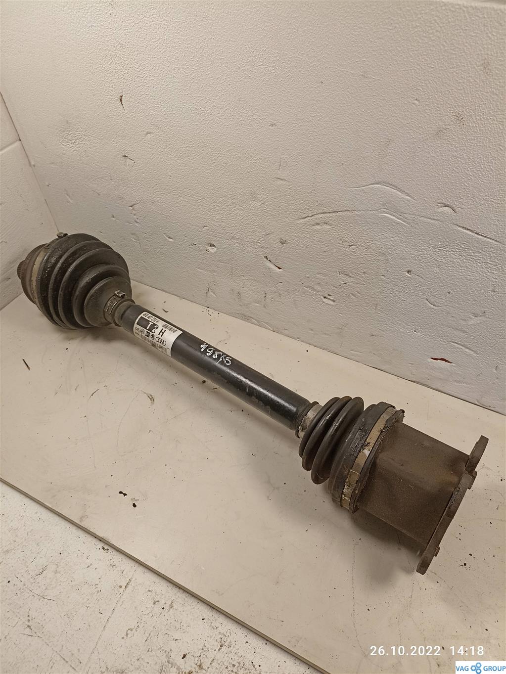 полуось передняя правая (приводной вал, ШРУС) Audi A6 4F/C6 2005, 3.0 л., бензин, 4F0407272H, AUK, BBJ, BDW, BPJ, BKH, BYK, BDH, . - фото №1