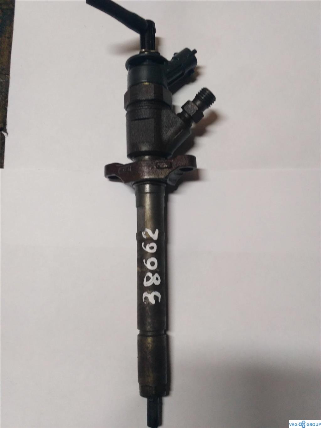 форсунка Ford Focus 2 поколение 2006, 1.6 л., TDCi, дизель, хетчбэк 5 дв., 0445110353, G8DA, G8DB, HHDA, HHDB, G8DC, MTDA, G8DE, G8DF, GPDA, GPDC, G8DD, . - фото №1