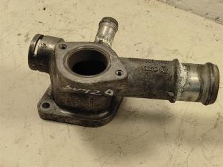 фланец (тройник) системы охлаждения Skoda Octavia 2 поколение (A5) 2006, 1.9 л., TDi, дизель, 038121145, AHF, ALH, ATD, 038121133A, AXR, ASZ, ASV, AGR, AQM