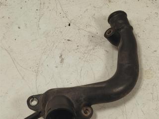 фланец (тройник) системы охлаждения Volkswagen Passat B7 2013, 2.0 л., TFSI, бензин, седан, 06J121132, .