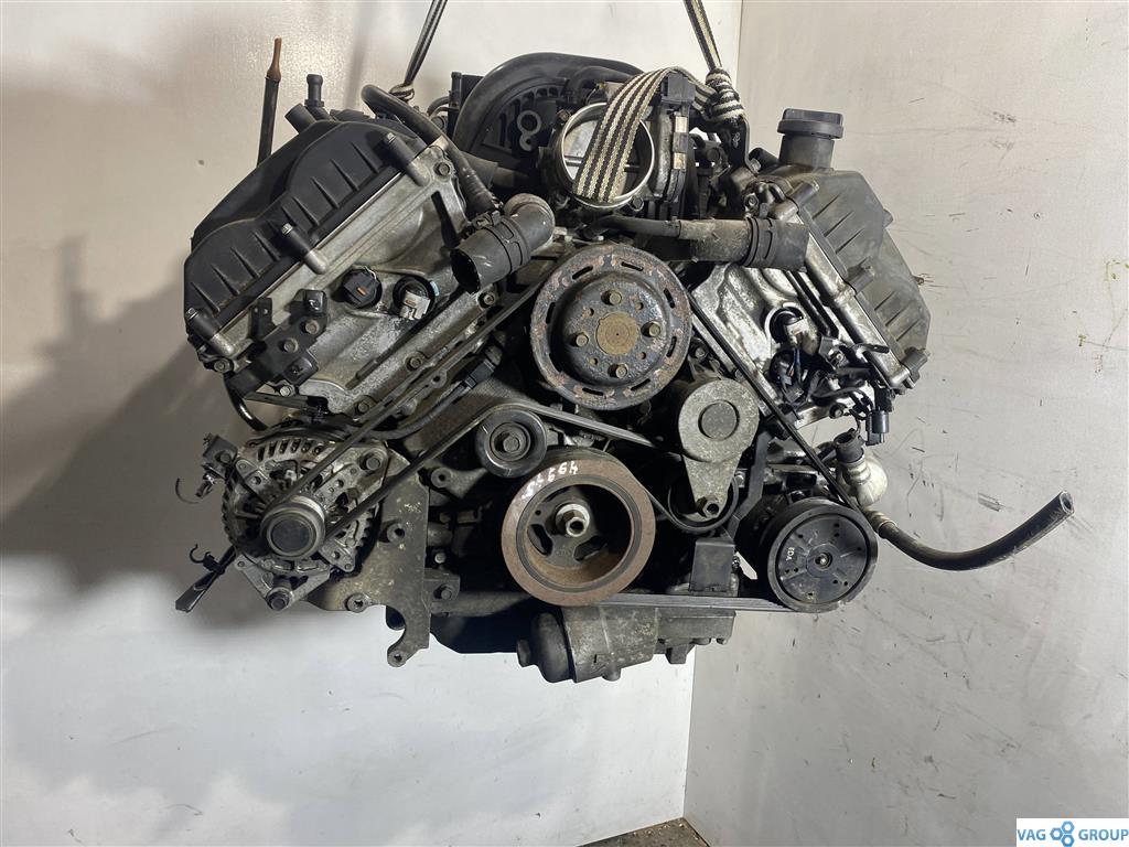 двигатель Hyundai Equus 2 поколение 2011, 4.6 л., бензин, седан, G8BA, . - фото №1