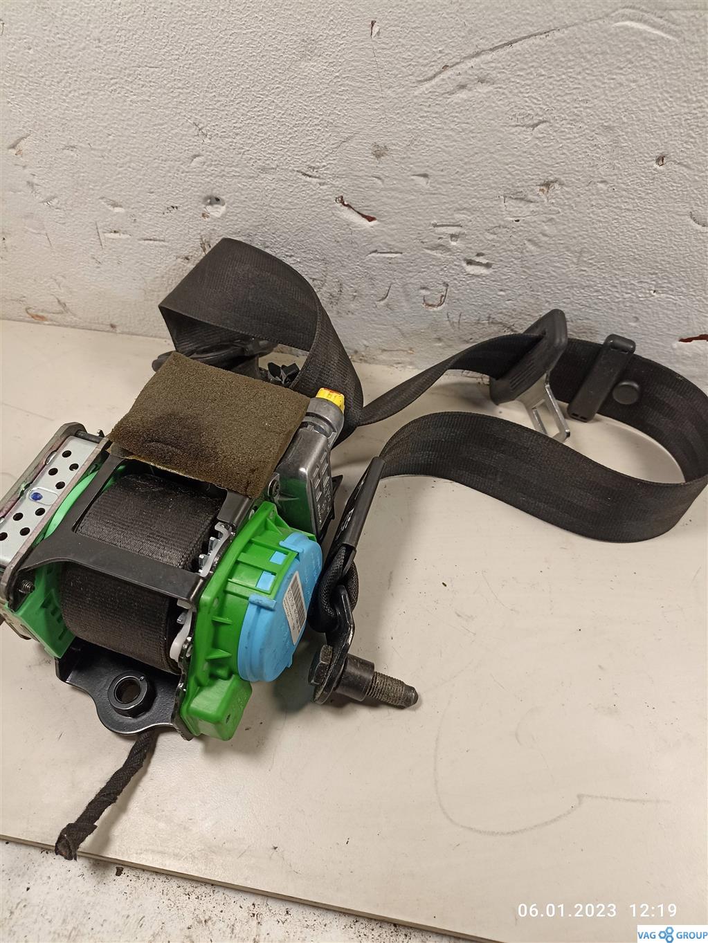 ремень безопасности Audi A5 8T 2009, купе, 8T0857705, . - фото №1