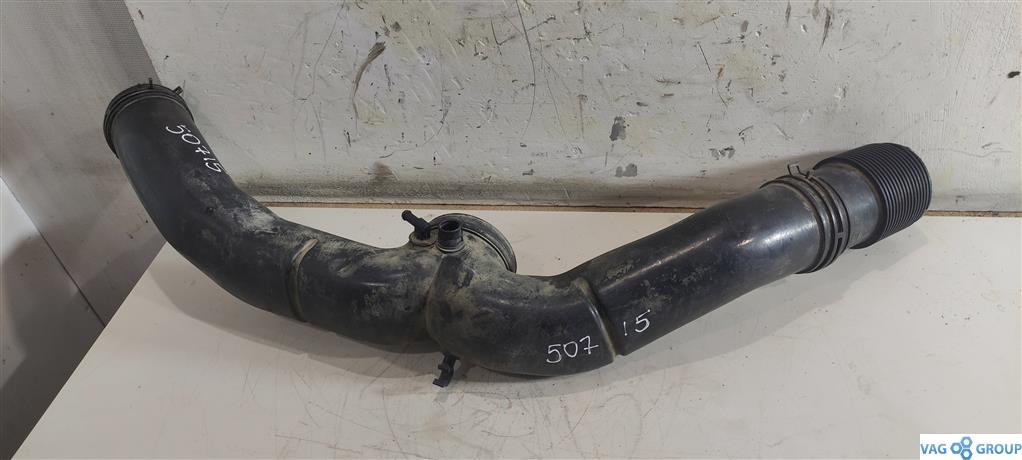 патрубок воздушного фильтра Audi Q7 4L 2007, 4.2 л., бензин, внедорожник 5 дв., BAR, 7L6129627G, . - фото №1