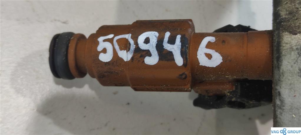 форсунка Volvo S80 2 поколение 2008, 2.5 л., бензин, седан, 9186340, B5254T, 208155831 - фото №1