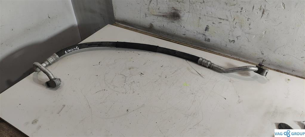 трубка кондиционера Volkswagen Tiguan 1 поколение 2009, 2.0 л., TDi, дизель, внедорожник 5 дв., 5N0820721F, ., 5N0820721M, 5N0820721N - фото №1