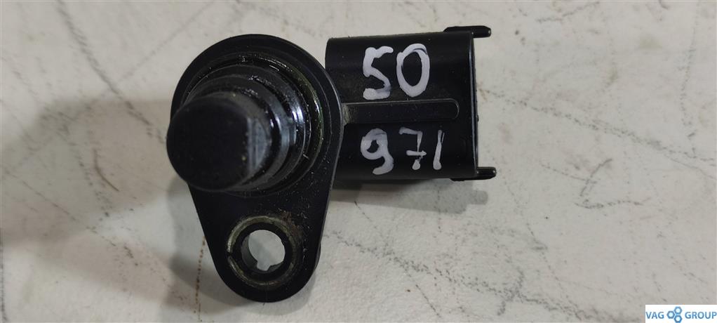 датчик распредвала Volvo S60 2 поколение 2011, 1.6 л., бензин, седан, B4164T, BM5112K073AB, . - фото №1