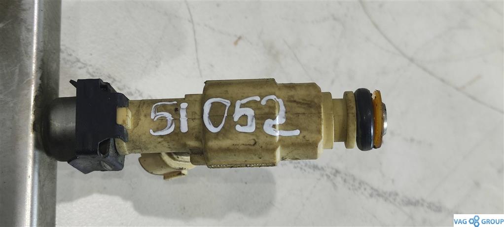 форсунка Hyundai Sonata YF 2009, 2.0 л., бензин, седан, G4KD, 353102G100, . - фото №1