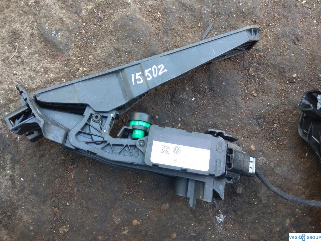 педаль Volkswagen Passat B6 2006, дизель, 1K1723503L, BLG, BMY, BUD, BSE, BZB, BSF, CBAB, CBBB, CFFB, CFGB, BWS, CAWB, CDAA, CLLA, CAVD, CAXA, CBAC, BGU, CCSA, 1K1723503AA, CBDB - фото №1