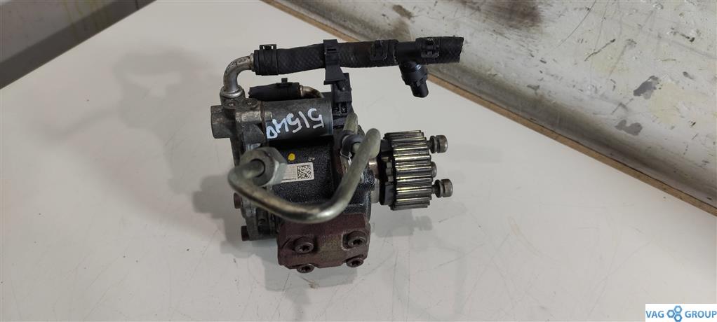 ТНВД Volkswagen Golf 7 поколение 2014, 1.6 л., TDi, дизель, хетчбэк 5 дв., 03L130755E, CAYC, CAYB, CLNA, CAYA, 03L130755AH, 03L130755AL, 03L130851MX - фото №1