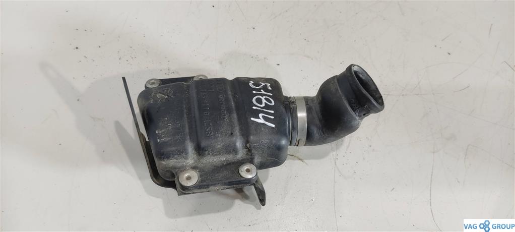 резонатор воздушного фильтра Audi A4 B6 2003, 3.0 л., бензин, седан, 06C133911B, BBJ, . - фото №1