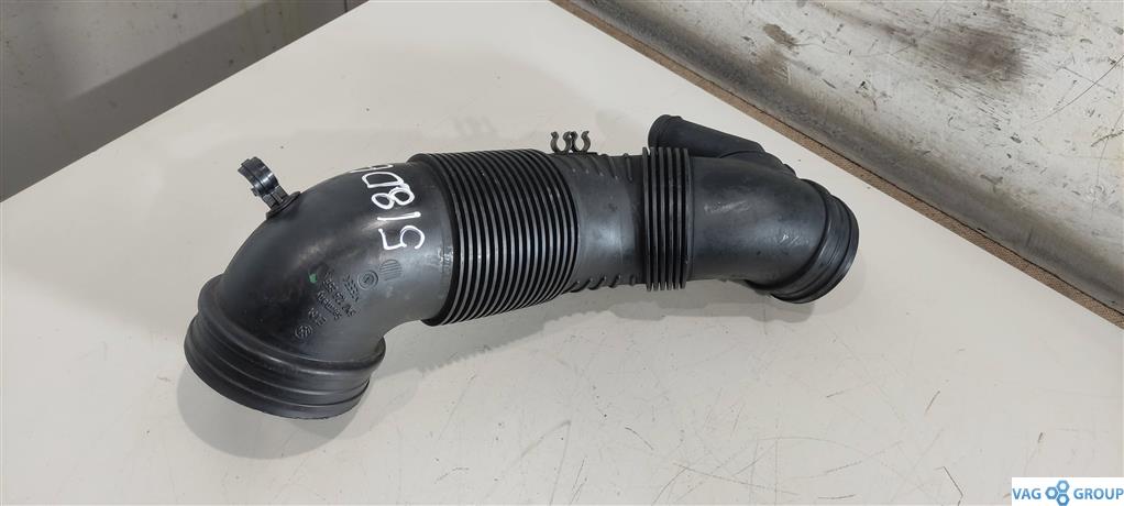 патрубок (трубопровод, шланг) Volkswagen Golf 6 поколение 2010, 2.0 л., TDi, хетчбэк 5 дв., 5N0129656, . - фото №1