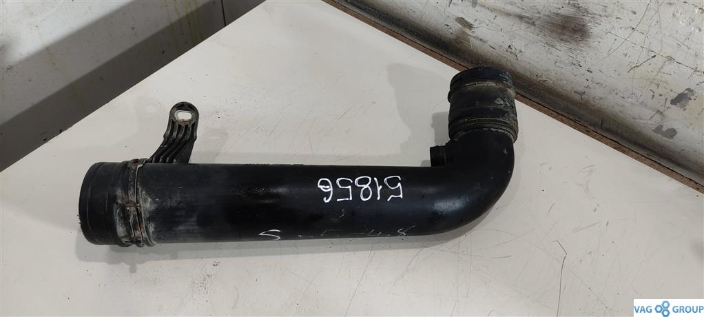 патрубок (трубопровод, шланг) Volkswagen Passat B6 2009, 2.0 л., TFSI, бензин, седан, 1K0129654AR, BZB, CAWB, CCTA, CGYA, CCTB, 1K0129654BE, 1K0129656AK - фото №1