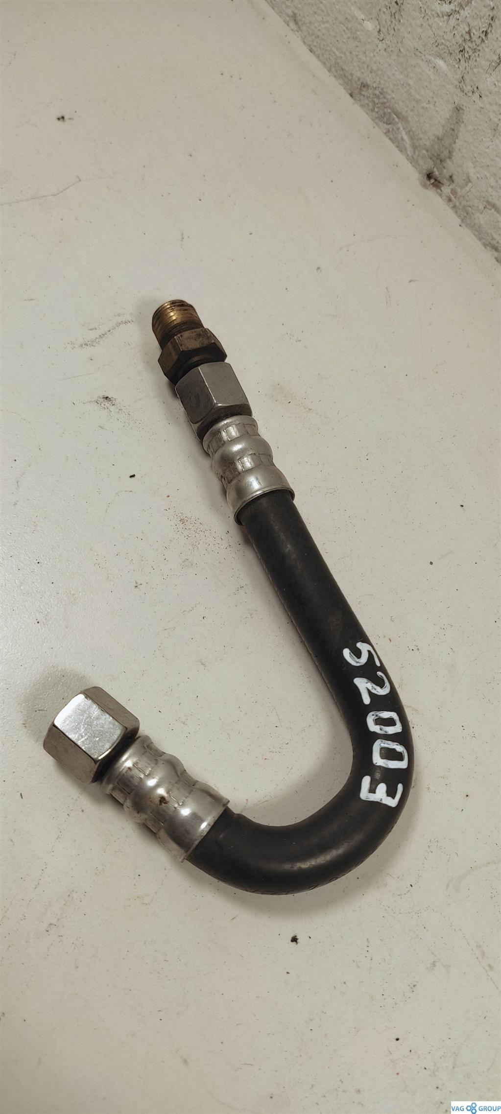 патрубок (трубопровод, шланг) Volkswagen Passat B6 2007, 3.2 л., BLV, 03H133322D, 03H133322A, AXZ - фото №1