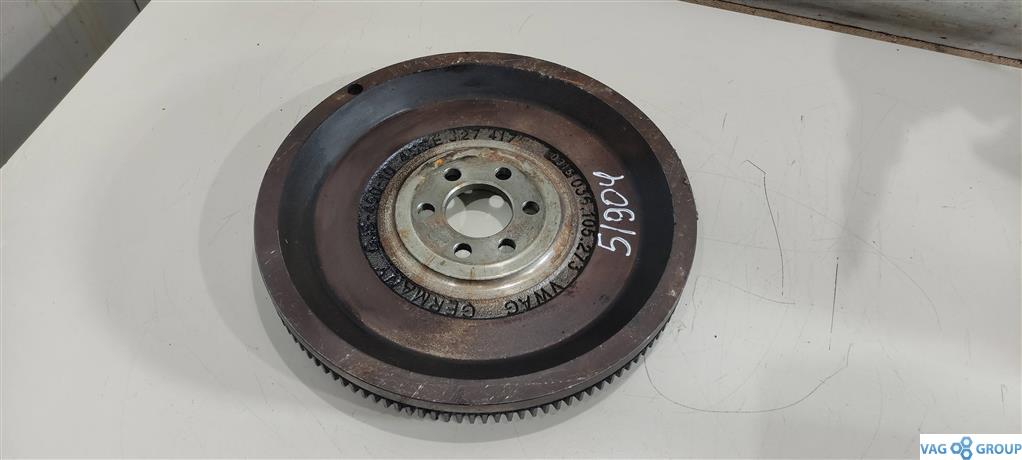 маховик Skoda Rapid 1 поколение 2014, 1.2 л., бензин, хетчбэк 5 дв., CBZ, 036105273, 04E141026, 04E141031C - фото №1