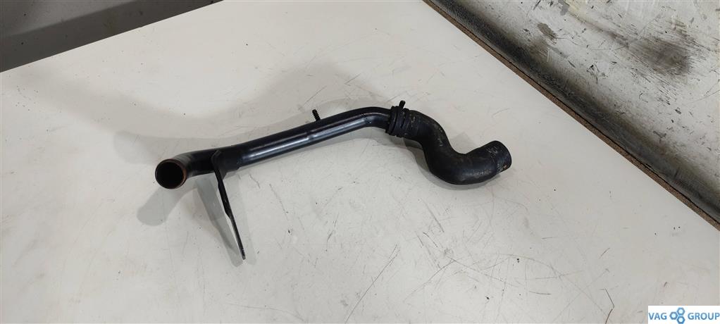 патрубок (трубопровод, шланг) Volkswagen Passat B7 2013, 2.0 л., TDi, дизель, универсал, 03L121157K, . - фото №1